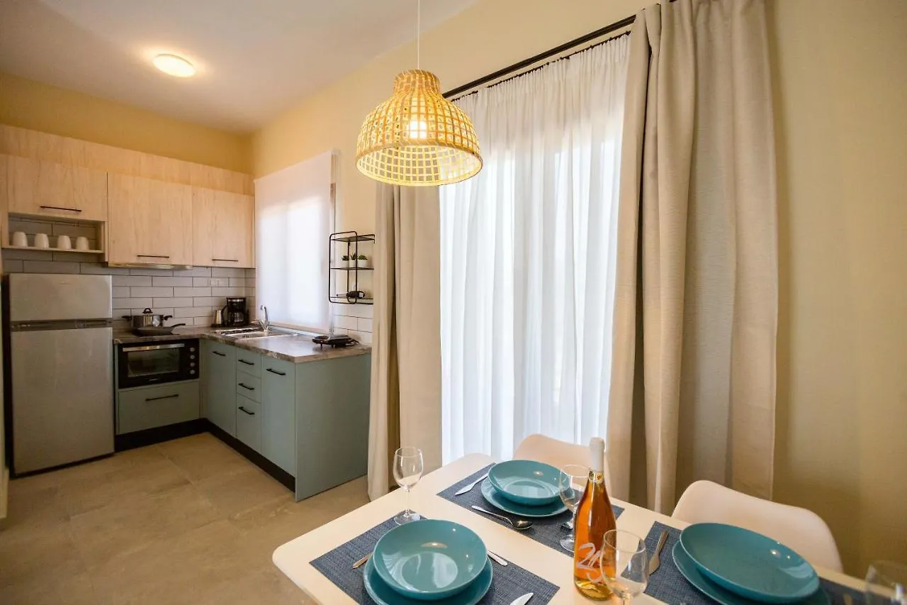 Varkes Suites 2 Nea Moudania