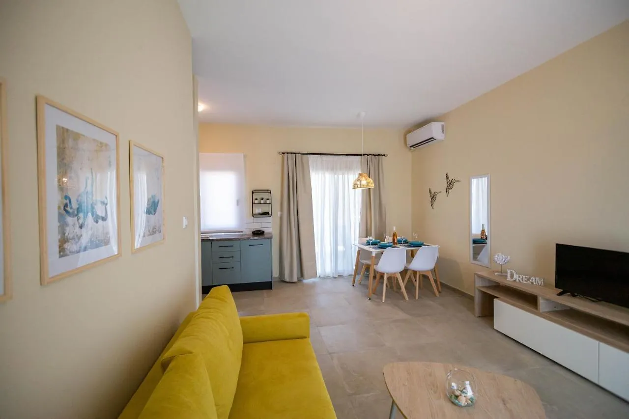 Varkes Suites 2 Nea Moudania Greece