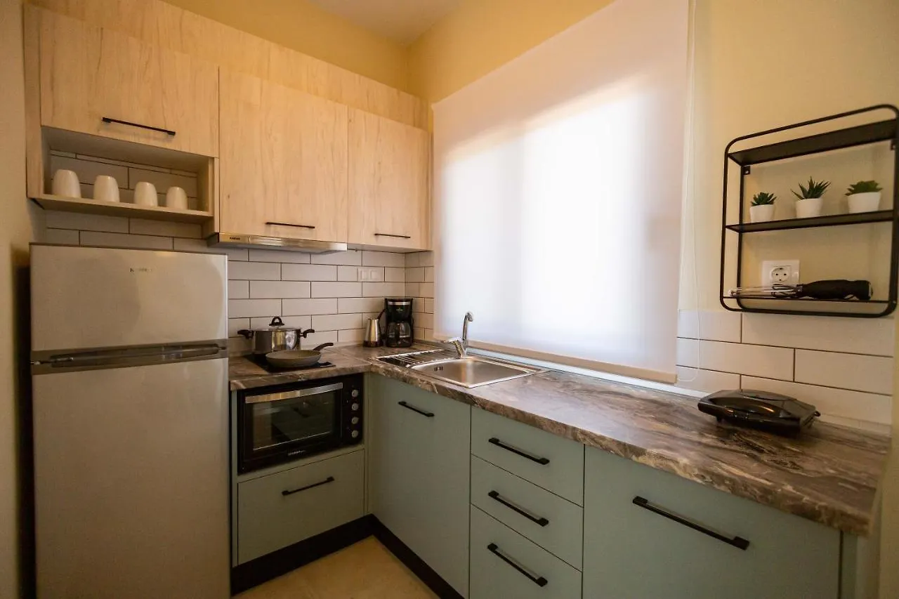 Varkes Suites 2 Nea Moudania